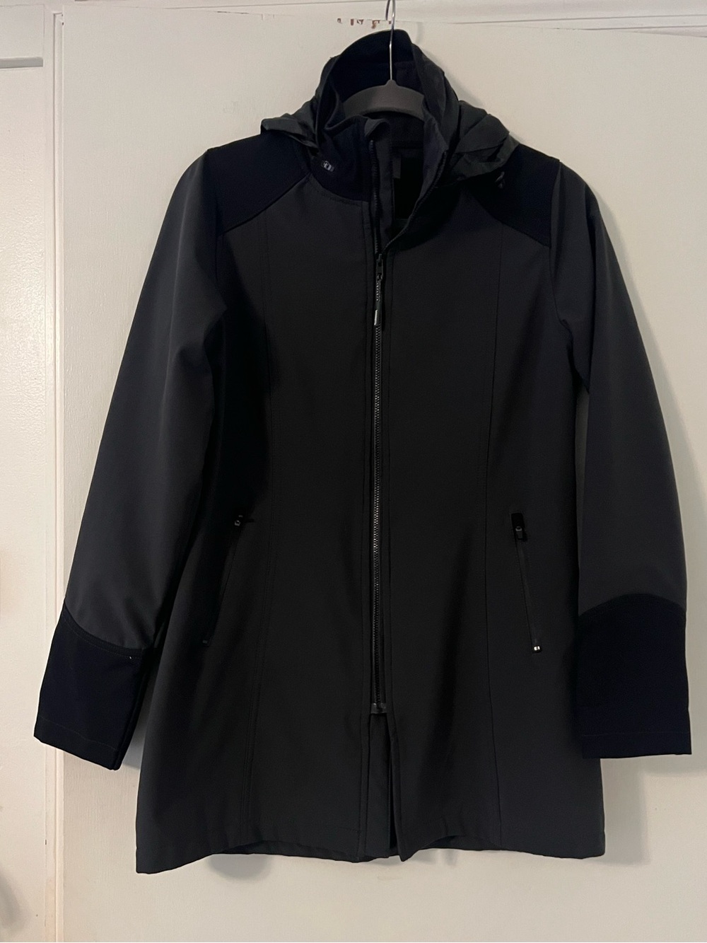 Mondetta Black Women's Hooded Softshell Jacket with hood size S (Y100) - Picture 1 of 11